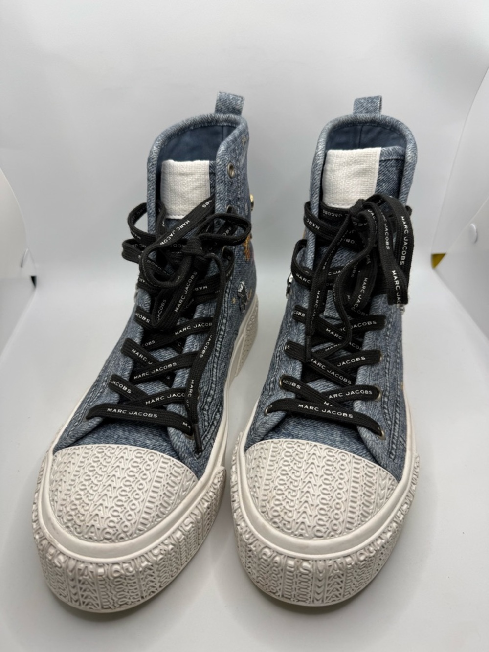 Marc Jacobs The Trinket Charm High-Top Sneakers in a medium wash denim size 39